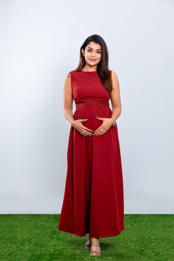 Sleeve less party dress